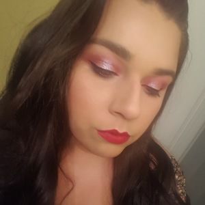 Meet your Posher, Candice